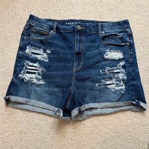 AE Curvy Hi-Rise Shortie